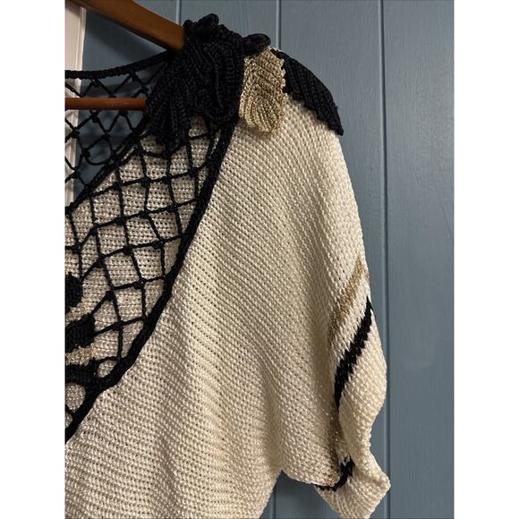 Vintage Fancy Crochet Ivory Black Gold Boho Hippie Top 40’s 50’s Vibes Sz S - Picture 3 of 6